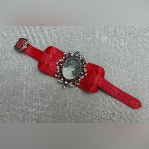 Red Leather Crystal Cameo Stile Cuff Bracelet